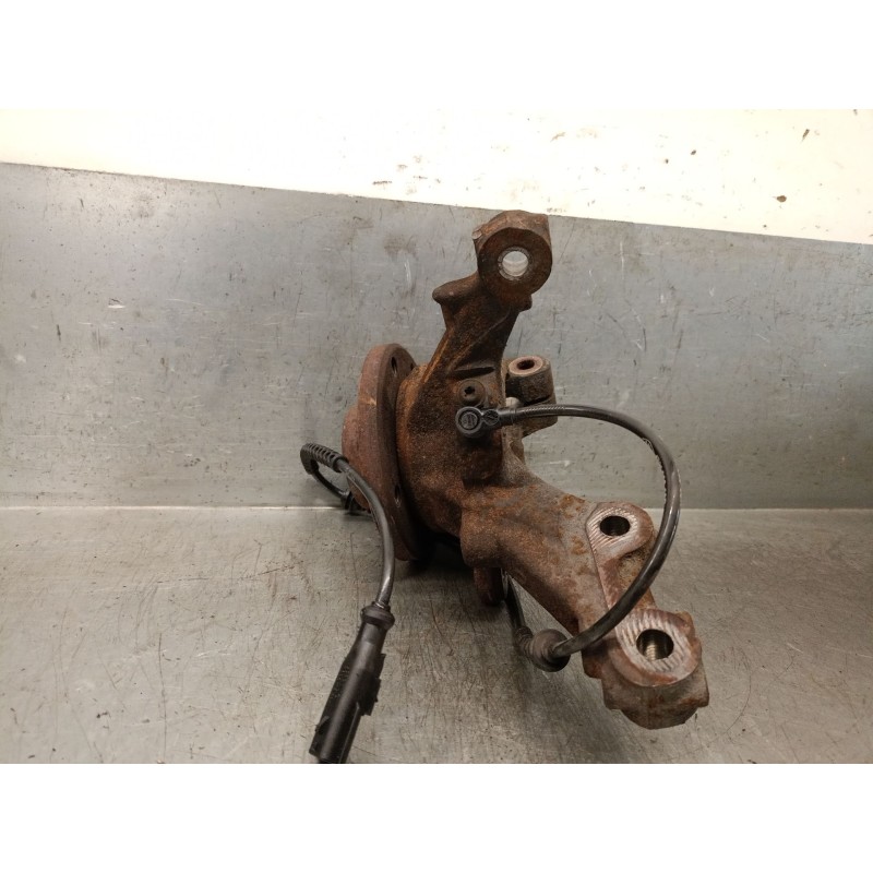 Recambio de mangueta delantera derecha para renault twingo ii (cn0_) 1.5 dci 90 referencia OEM IAM 8200663593 8200663593 