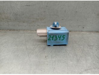 Recambio de centralita cierre para toyota yaris (_p21_, _pa1_, _ph1_) 1.5 hybrid (mxph10) referencia OEM IAM 8974705010  0689004