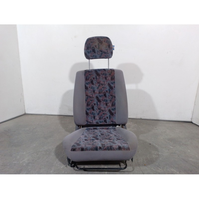 Recambio de asiento delantero derecho para nissan primera (p11) 1.6 16v referencia OEM IAM 873009F002 873009F002 