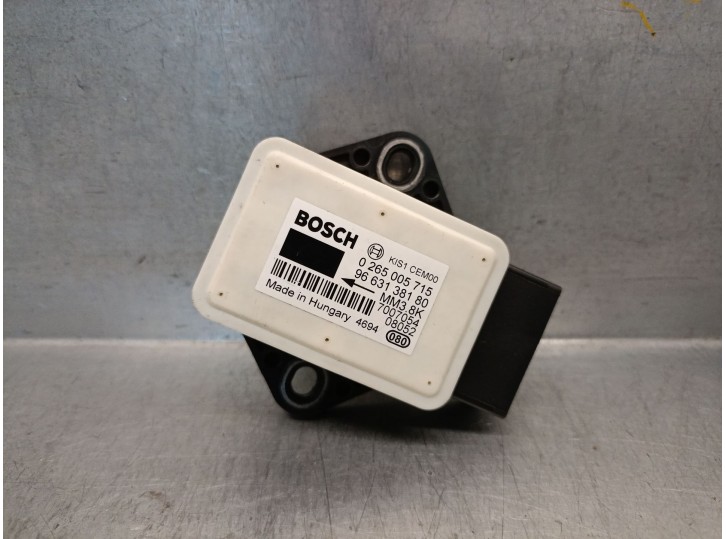 Replacement sensor for Citroën C4 Grand Picasso I (UA_) 1.6 HDi OEM IAM reference 9663138180 0265005715 BOSCH