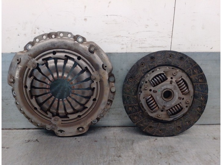 Recambio de kit embrague para dacia dokker monospace (ke_) 1.5 dci (keaj, keah) referencia OEM IAM 302050736R 302057048R 