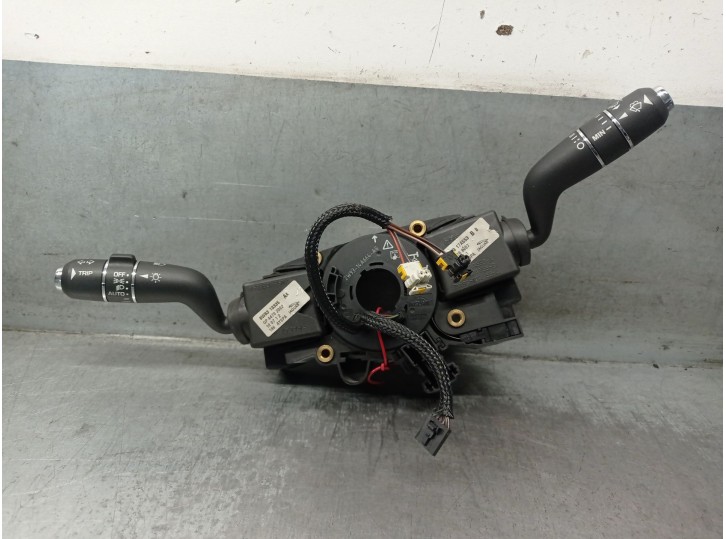 Recambio de mando luces para jaguar xf i (x250) 3.0 d referencia OEM IAM 8W8317A553BB C2P14221 8W8313335AA