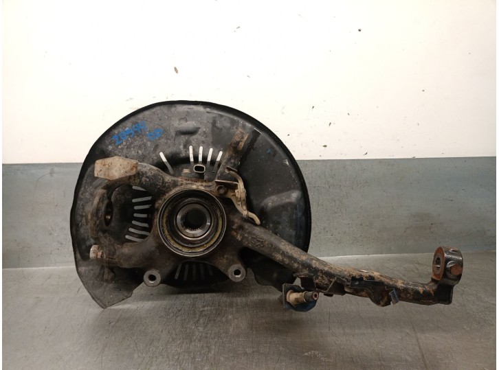 Recambio de mangueta delantera derecha para toyota land cruiser (j15) 3.0 turbodiesel cat referencia OEM IAM 4321160200 43211602