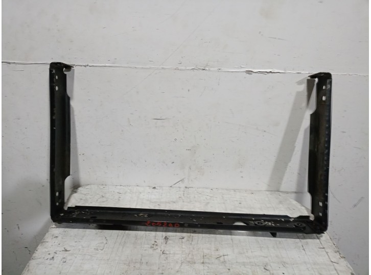 Recambio de panel frontal para land rover defender (ld) 2.5 tdi referencia OEM IAM   