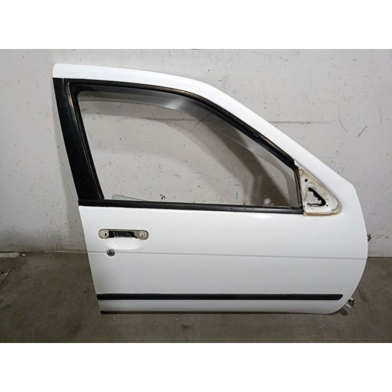 Recambio de puerta delantera derecha para nissan almera i hatchback (n15) 1.6 referencia OEM IAM  801001N830 