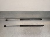 Replacement trunk / tailgate struts for Opel Zafira A MPV (T98) 2.0 DTI 16V (F75) OEM IAM reference 90579440051