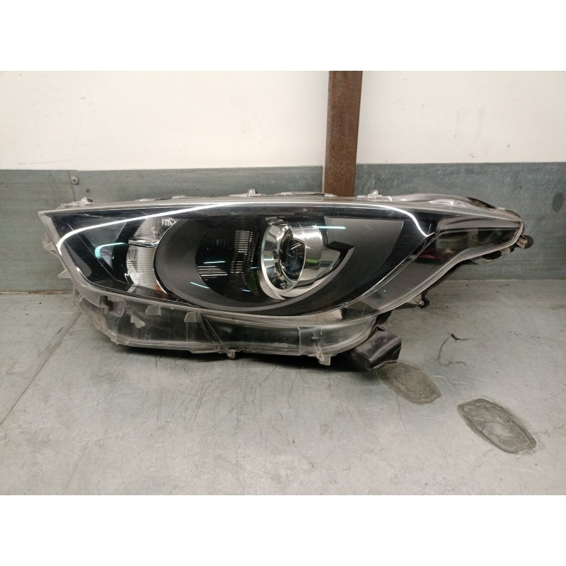 Recambio de faro izquierdo para toyota yaris (_p21_, _pa1_, _ph1_) 1.5 hybrid (mxph10) referencia OEM IAM 81170K0060  