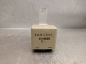 Replacement relay for Hyundai Accent II (LC) 1.5 CRDi OEM IAM reference 9542025000 