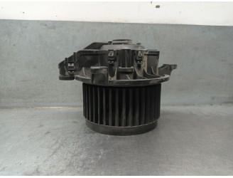 Recambio de motor calefaccion para ford transit courier b460 furgoneta/monovolumen 1.5 tdci referencia OEM IAM AV1119846AB 18117