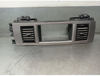 Recambio de aireador para jaguar xf i (x250) 3.0 d referencia OEM IAM 8X2319K617BH  8X2319K617AH