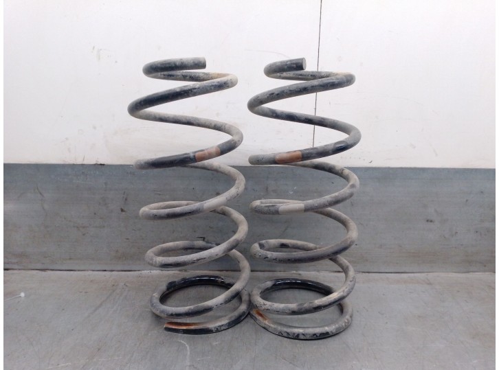 Recambio de muelle amortiguacion para toyota land cruiser (j15) 3.0 turbodiesel cat referencia OEM IAM 4823160G31  