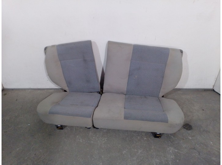 Recambio de asientos traseros para seat marbella (28a) 0.9 cat referencia OEM IAM 09NCB 