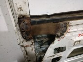 Recambio de puerta delantera izquierda para land rover defender (ld) 2.5 tdi referencia OEM IAM  ALR6257 