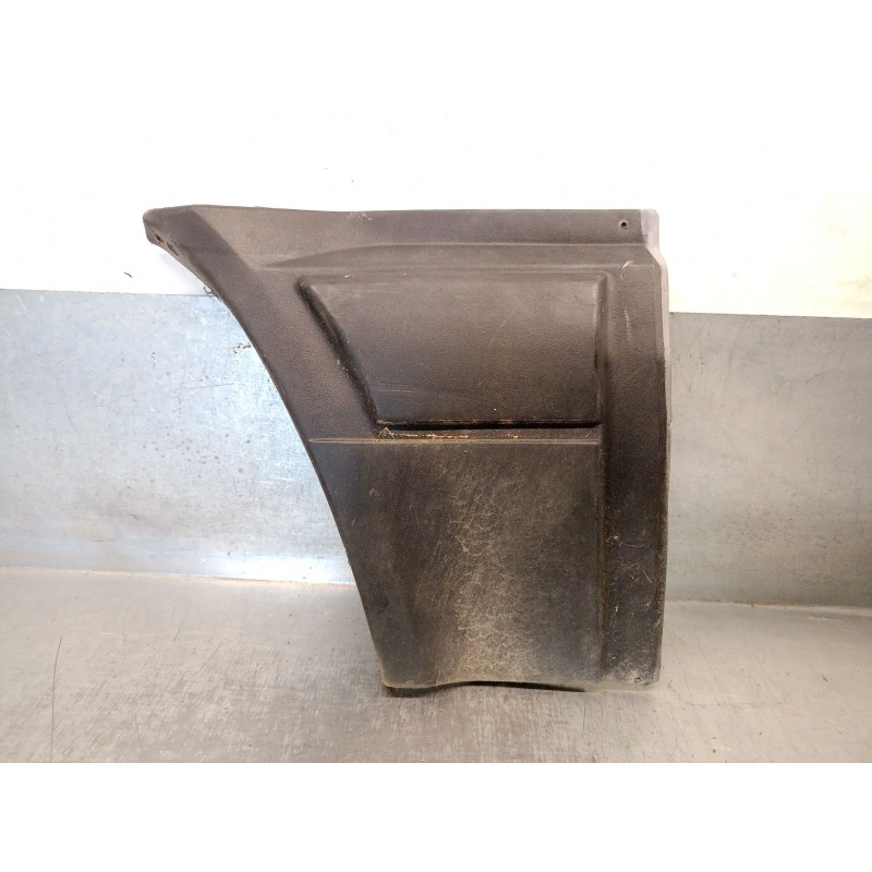 Recambio de molduras delanteras para seat marbella (28a) 0.9 cat referencia OEM IAM SE028590125A  