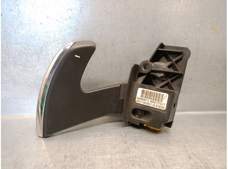 Recambio de mando volante para citroën c4 picasso i monospace (ud_) 2.0 hdi 138 referencia OEM IAM 96591774XT 6242N7 