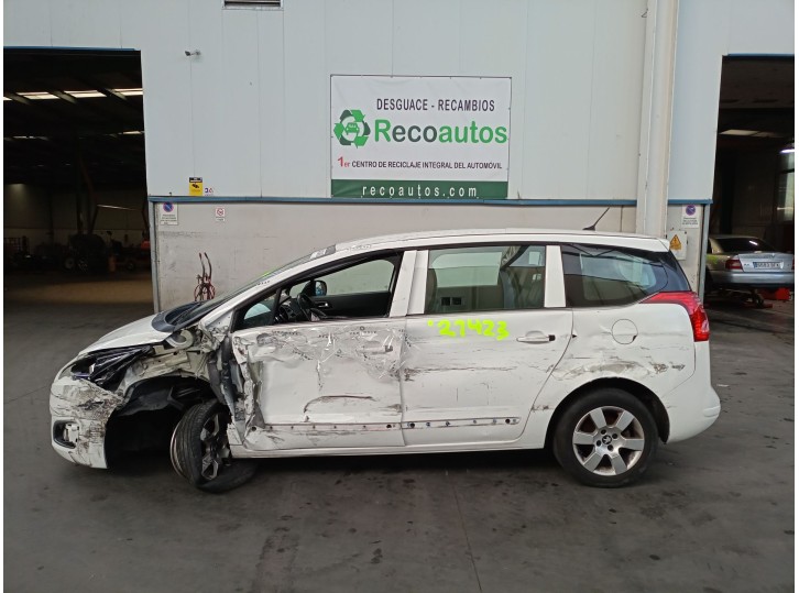 peugeot 5008 (0u_, 0e_) del año 2015