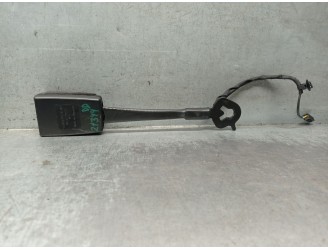 Recambio de enganche cinturon para skoda octavia iii (5e3, nl3, nr3) 1.5 tsi referencia OEM IAM 5G3857755B  