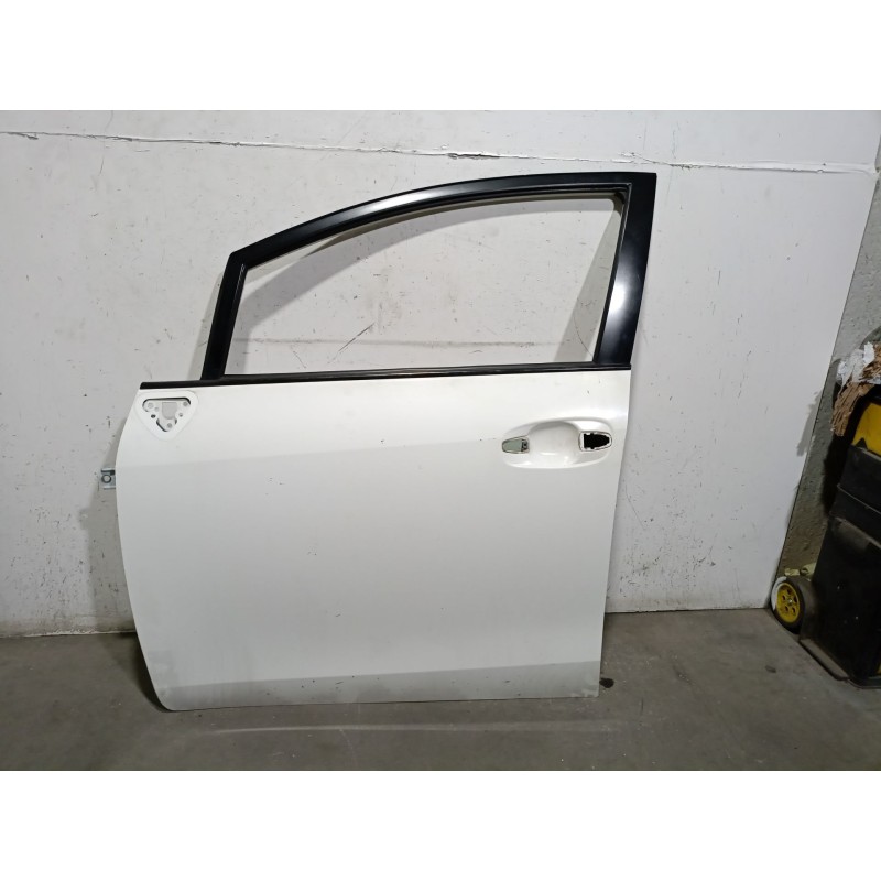 Recambio de puerta delantera izquierda para toyota verso (_r2_) 1.6 d4-d (war20_) referencia OEM IAM  670020F020 