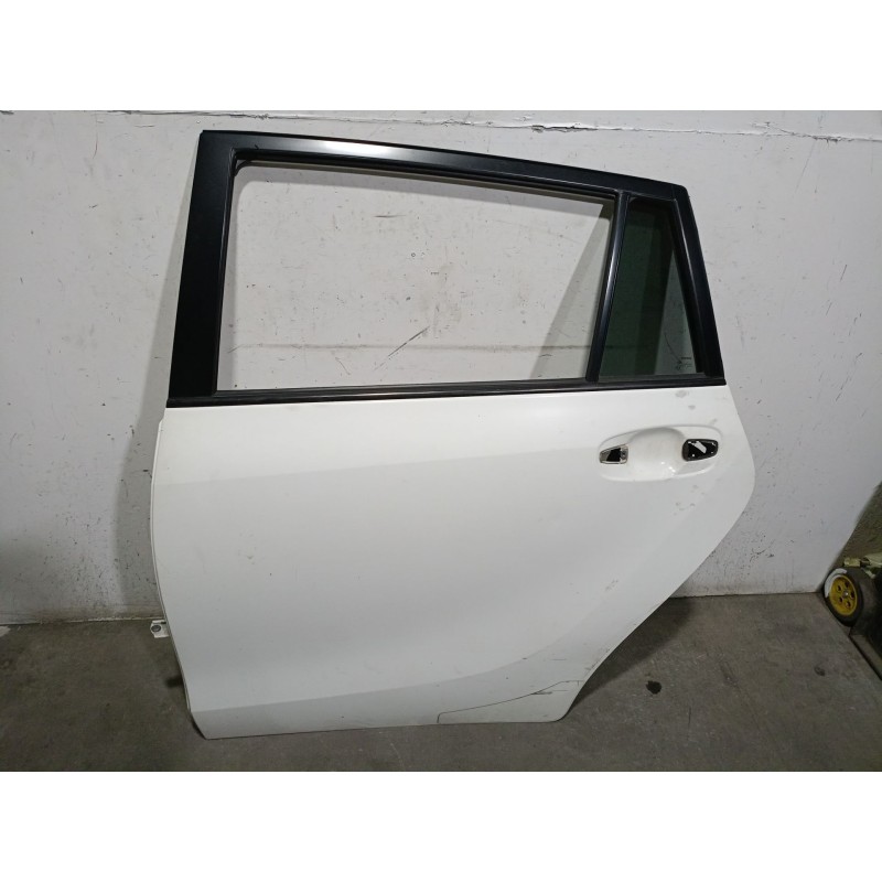 Recambio de puerta trasera izquierda para toyota verso (_r2_) 1.6 d4-d (war20_) referencia OEM IAM  670040F040 