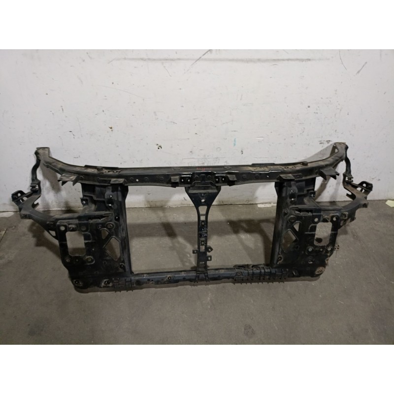 Recambio de panel frontal para hyundai i30 (fd) 1.4 referencia OEM IAM  641012R000 