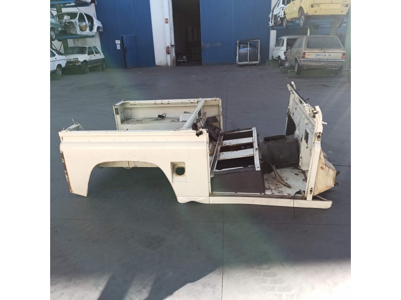 Recambio de carroceria para land rover defender (ld) 2.5 tdi referencia OEM IAM ALR5985 ALR5985 