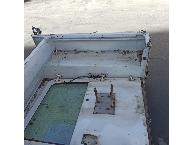 Recambio de carroceria para land rover defender (ld) 2.5 tdi referencia OEM IAM ALR5985 ALR5985 