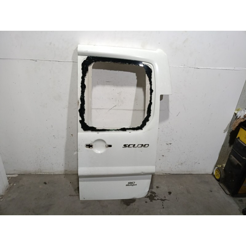 Recambio de puerta trasera derecha para fiat scudo combi (272) 1.6 jtdm cat referencia OEM IAM 1400428888  