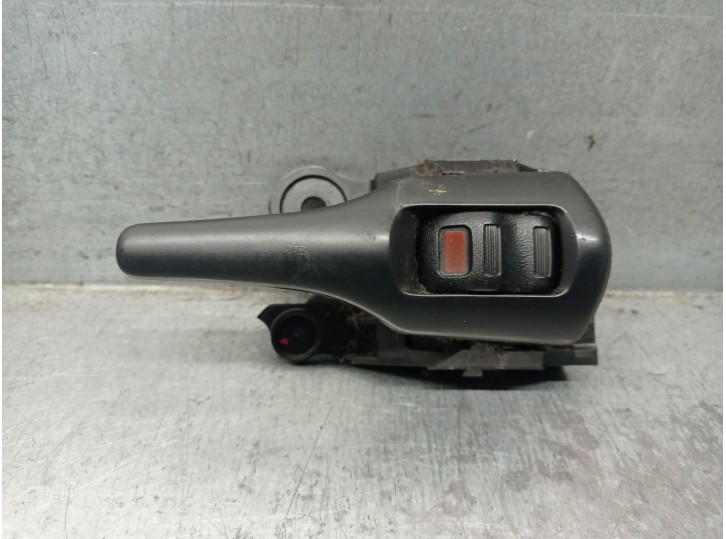 Recambio de maneta interior delantera izquierda para toyota verso (_r2_) 1.6 d4-d (war20_) referencia OEM IAM 62318A1 