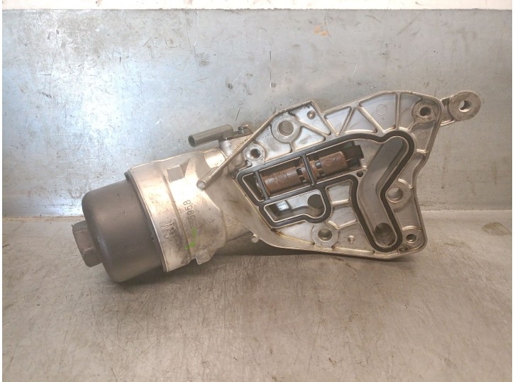 Recambio de soporte filtro aceite para opel insignia berlina 2.0 cdti cat referencia OEM IAM 55565958 650062 - 55577034 GM