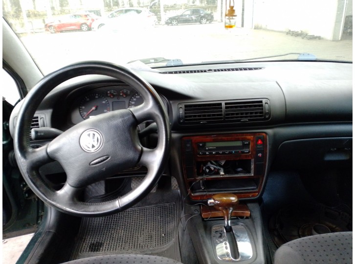 volkswagen passat b5 (3b2) del año 1999