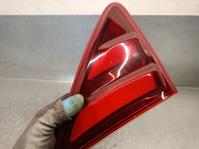 Recambio de piloto trasero izquierdo para peugeot 3008 ii suv (mc_, mr_, mj_, m4_) 1.2 thp/ puretech 130 (mrhnsm, mrhnsu, mrhnsj