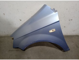 Recambio de aleta delantera izquierda para hyundai getz (tb) 1.1 referencia OEM IAM  663111C350D 