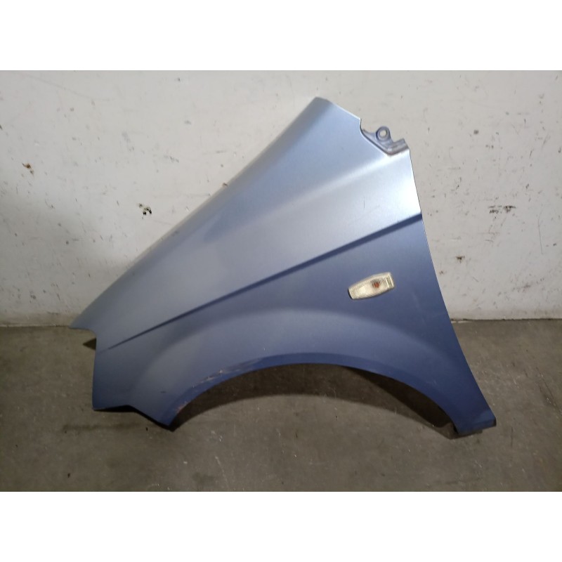 Recambio de aleta delantera izquierda para hyundai getz (tb) 1.1 referencia OEM IAM  663111C350D 