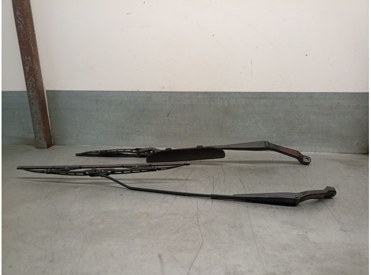 Recambio de brazo limpia delantero derecho para rover 45 i sedán (rt) 1.6 referencia OEM IAM 16K4F 
