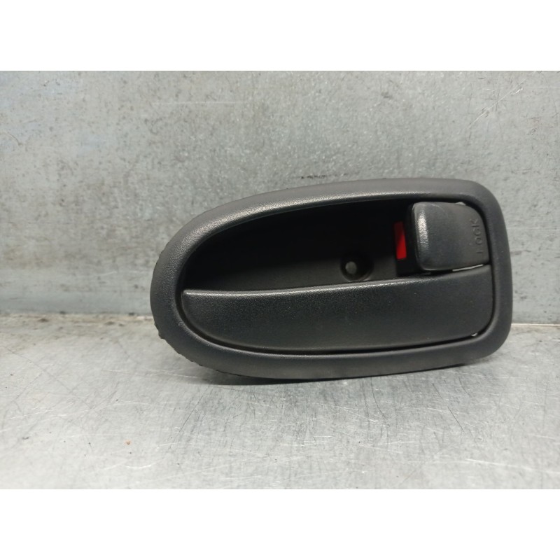 Recambio de maneta interior delantera derecha para hyundai matrix (fc) 1.5 crdi referencia OEM IAM 8262017010  