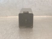 Replacement engine fan relay for Rover 45 I Sedan (RT) 1.6 OEM IAM reference YWB101220 TYCO
