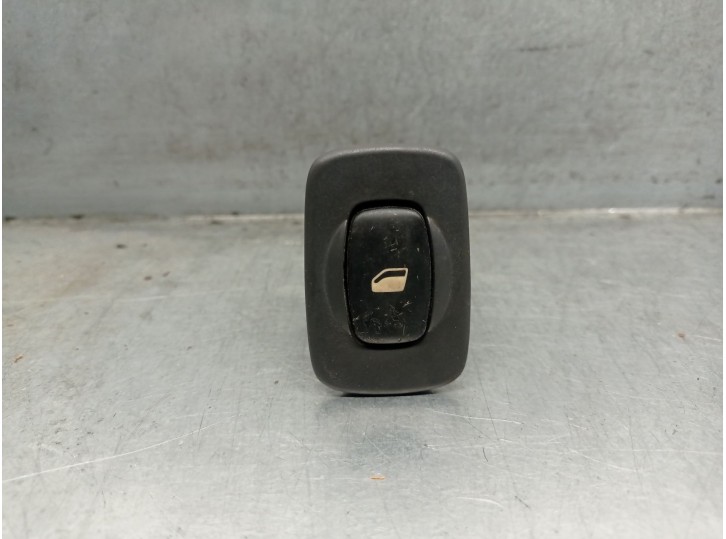 Replacement rear right window regulator switch for Citroën C5 I (dc_) 2.0 HDI (dcrhzb, dcrhze) OEM IAM reference 96326947ZF 