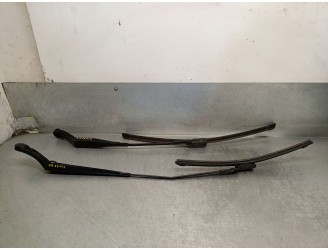 Recambio de brazo limpia delantero derecho para ford ka+ iii (uk, fk) 1.2 ti-vct referencia OEM IAM E4B517B589CB 1895366 