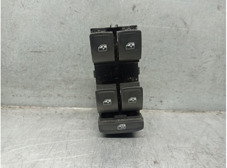 Replacement front left window regulator switch for Skoda Octavia IV (NX3, NN3, PV3) 1.5 TSI OEM IAM reference 5G0959857D 
