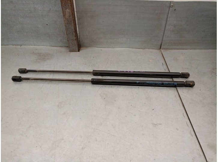 Replacement trunk / tailgate shock absorbers for Citroën Xsara (N1) 2.0 HDI 90 OEM IAM reference 08610350 