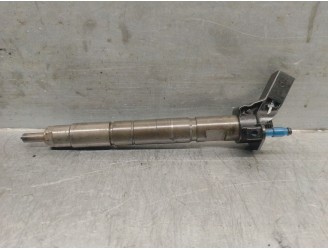 Recambio de inyector para kia carnival / grand carnival iii (vq) 2.2 crdi referencia OEM IAM 338002F000 