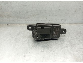 Recambio de motor tapa deposito combustible para skoda octavia iv (nx3, nn3, pv3) 1.5 tsi referencia OEM IAM 8V0862159A  