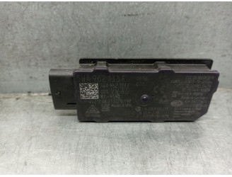 Recambio de antena para skoda octavia iv (nx3, nn3, pv3) 1.5 tsi referencia OEM IAM 5WA962133F  5ZA01385523 HELLA