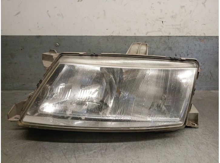 Recambio de faro izquierdo para saab 9-5 (ys3e) 2.0 t referencia OEM IAM 5284450 5284450 