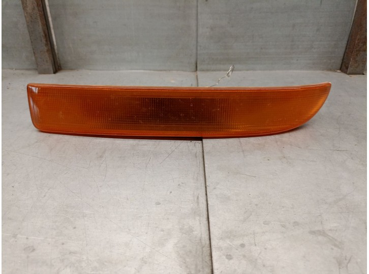 Recambio de piloto delantero izquierdo para renault master ii furgoneta (fd) 2.5 dci 120 referencia OEM IAM 7700352107 770104452