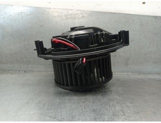 Recambio de motor calefaccion para skoda octavia iv (nx3, nn3, pv3) 1.5 tsi referencia OEM IAM 5WB819015 5WB819015 CZ0160601370 