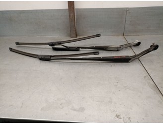 Recambio de brazo limpia delantero derecho para kia carnival ii (gq) 2.9 crdi referencia OEM IAM 0K55367321 0K55A67321 