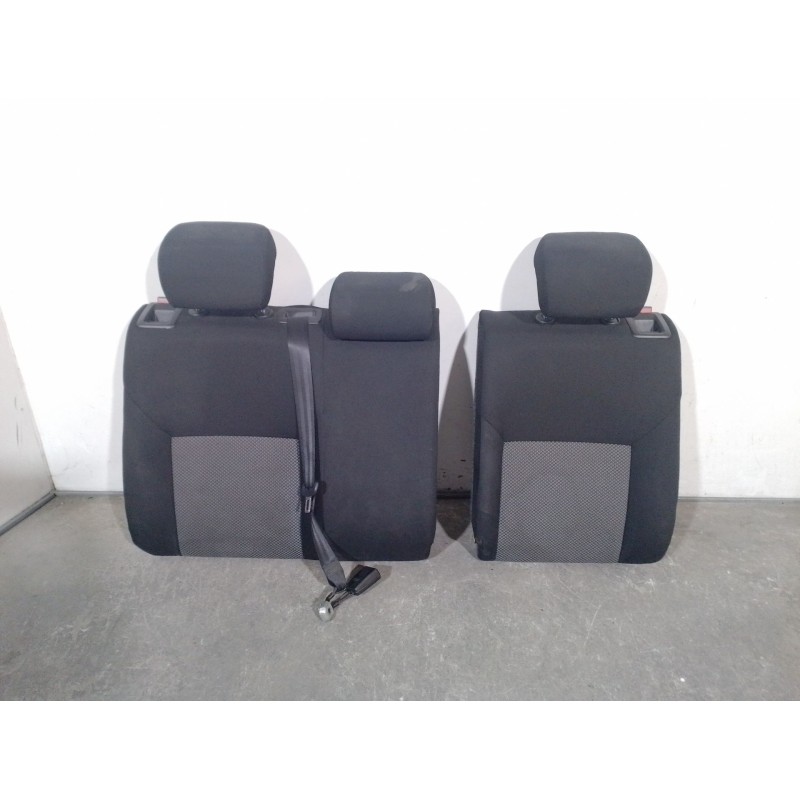 Recambio de asientos traseros para seat toledo iv (kg3) 1.6 tdi referencia OEM IAM 5JA885375C 5JA885375C 