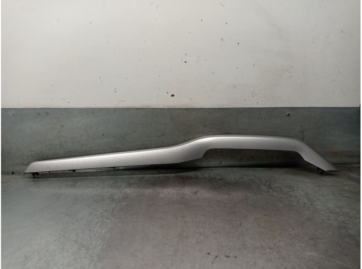 Recambio de embellecedor para skoda octavia iv (nx3, nn3, pv3) 1.5 tsi referencia OEM IAM 5E4853192C 5E4853192C 