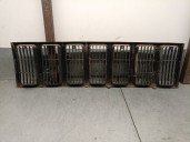 Recambio de rejilla delantera para jeep cherokee (xj) 2.5 tdi 4x4 referencia OEM IAM 55055150  